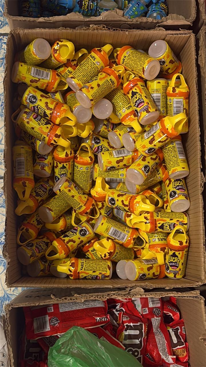 Dulces Lucas en bote